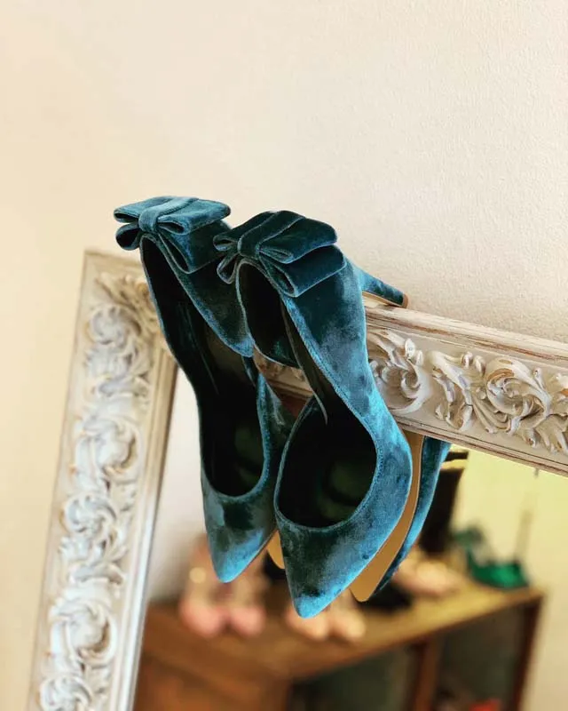 MODELO SALO TERCIOPELO AZUL NIAGARA