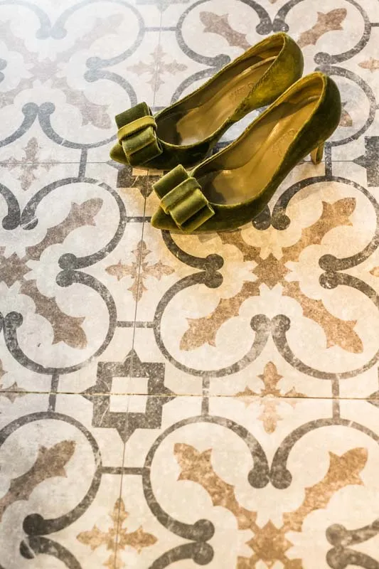 MODELO SALO TERCIOPELO VERDE CAZA