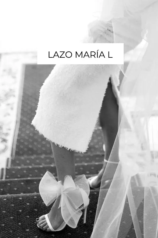 Sandalias de novia con lazo María L de tul en el talón